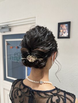 エクリ シセイドウ 麻布十番店(equri×SHISEIDO) 【麻布十番】ゆるふわ♪結婚式お呼ばれヘア