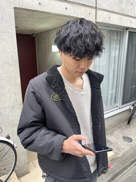 アイズ 海老名(AIZU) 波巻きパーマ 緩め スパイラル マッシュ ニュアンスパーマ 眉毛