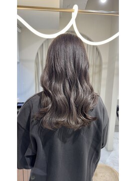 エレン 池袋(ElEn.) ワンブリーチで透明感グレージュ！