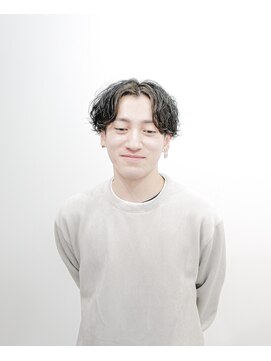 ハントフォーメン(HUNT FOR MEN) ツイスパ☆センターパート