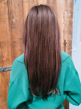 フローラビューティーヘアー(Flora Beauty Hair) ロングレイヤースタイル/20代/30代/40代/50代/岡山/表町