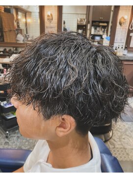 ルピナス 中田(Lupinus) 波巻スパイラルパーマ