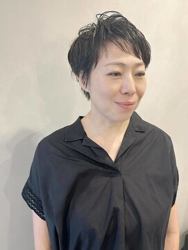 ラトリエコンタン(L´atelier Content) 【ｃｏｎｔｅｎｔ　ｙｕｍｉ】大人のすっきりショート