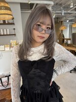 ココルアナ(coco luana)&nbsp;グレージュカラー/韓国/レイヤーカット/ケアブリーチ