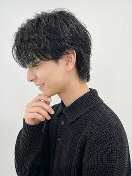 アディション 新宿(ADITION)の写真/どこから見ても綺麗な大人シルエットのパーマデザインで、簡単に垢抜けた印象に！朝のスタイリングも楽に