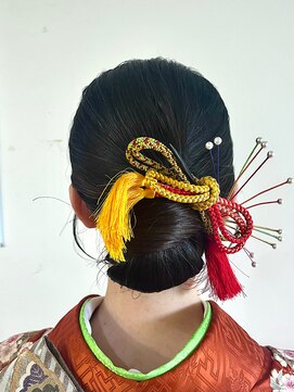 カインド 南青山(hair&make up KIND) タイトシニヨン