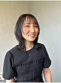 ハッシュカットで動きのあるスタイルに！