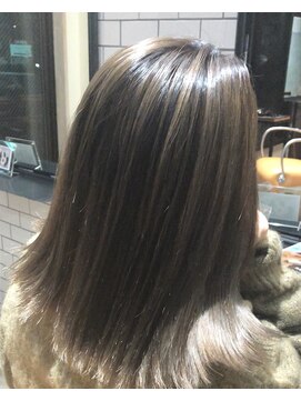 リリ(Riri) ブロンドベージュバレイ