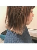 透け感バツグンの切りっぱなしボブ