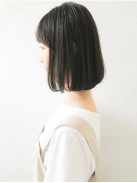 ヴィッカエコル (vicca 'ekolu) 《'ekolu 横山》艶髪ミディアムロブ×地毛風ストレート