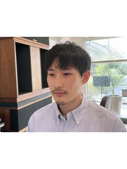 大切な日のメンテナンスに。シェービング・眉カット・顔エステはbarber【バーバー】ならでは