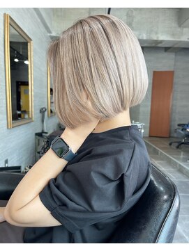 バーチョ(bacio) ブロンドベージュバレイヤージュ ボブ【Insta→bacio_ozawa】