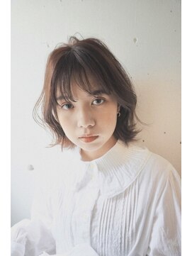 コレクトイズム(collec+ism) 【外ハネエアリーボブ】