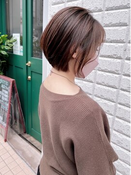 プチメゾントウキョウ(Petit Maison Tokyo) 前下がりショート_くびれヘア