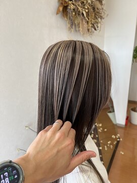 スタジオフィット(STUDIO FITTO) ・大人ブリーチ。アンブレラカラー・