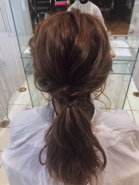 結婚式☆ポニーテールアレンジ