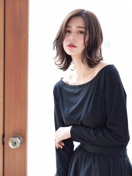 シェルベアー 銀座四丁目(Shell Bear) 大人可愛いミディアムスタイル【銀座・有楽町】