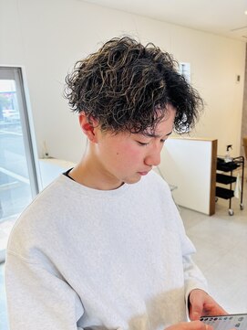 ブランチオム 宇佐店(branch homme) 【ハイライト】波巻きスパイラル【メンズパーマ】