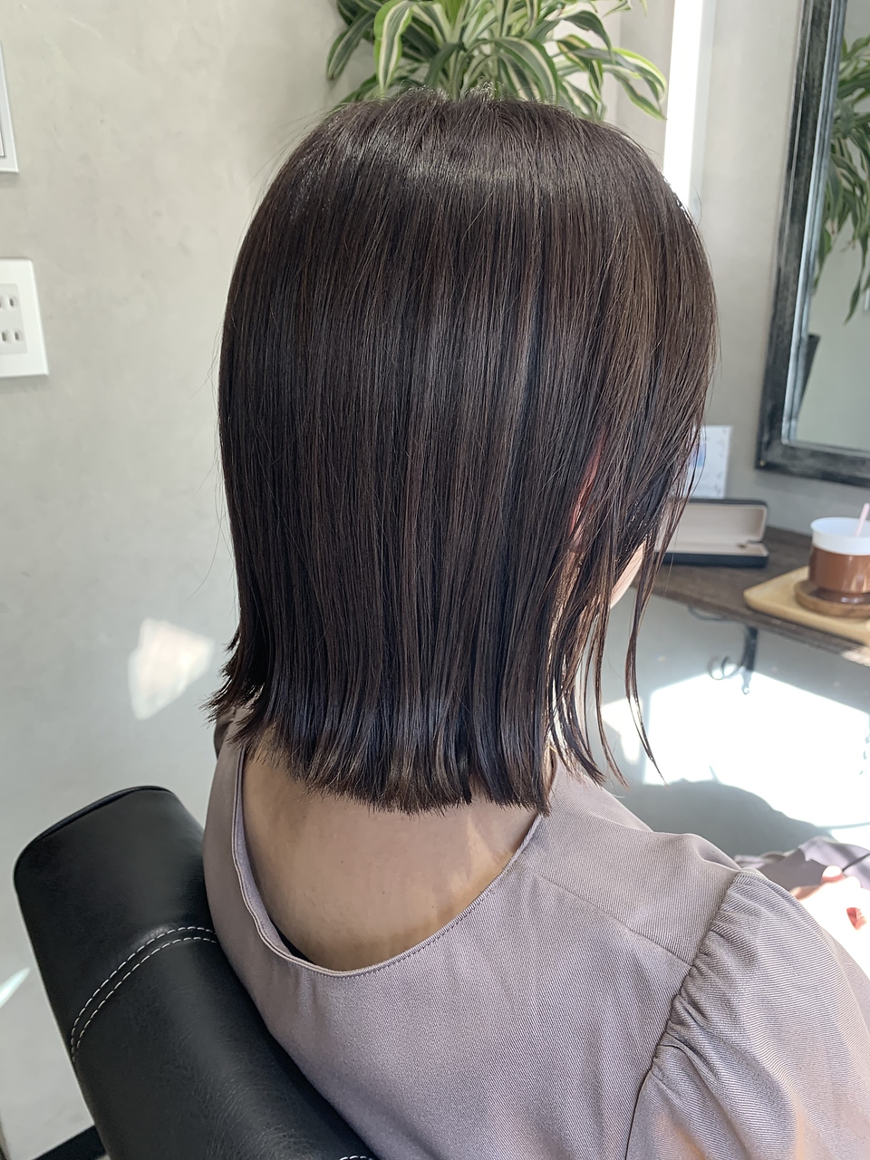 アトリエナガノ(atelier nagano) ニュアンスカラー/センターパート/ツヤ髪スタイル/ブルージュ