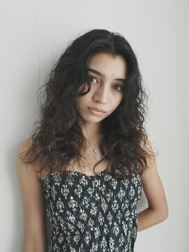 アルテペロ(arte pelo) ミディアムパーマ/ミディアムレイヤー/ブリーチパーマ