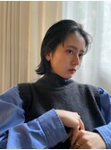 ベリーショート切りっぱなしボブヘアカラーアッシュグレー前髪