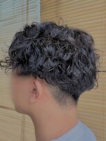 オーガニック リブ 川越(organic+live)&nbsp;20代30代◎秋の縦落ちスパイラルパーマ刈り上げマッシュ