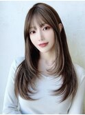 フェミニンロング大人かわいい透明感カラーレイヤーカット小顔