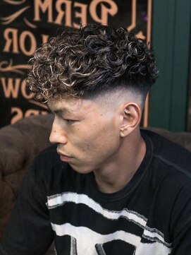 プロショップウェーブ セカンド(PRO SHOP WAVE II) スペインカール/プードルパーマ/メンズパーマ/ニュアンスパーマ