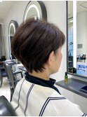 タイトシルエット×柔らか襟足の大人ショート