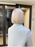 ホワイトブロンド×ボブ