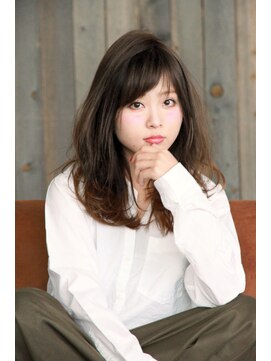 チョビー(Chobii) [chobii]表参道.青山☆小顔カット☆外国人風スタイル3736☆Yuki