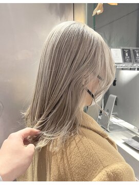 シェリ ヘアデザイン(CHERIE hair design) 福岡 ブリーチ ベージュ グレージュ ダブルカラー ハイライト