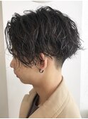 波巻きパーマセンターパートツイストパーマメンズマッシュパーマ
