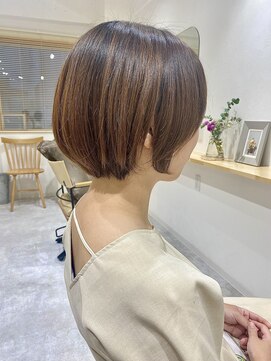 ルーフ(Roof) Short bob style