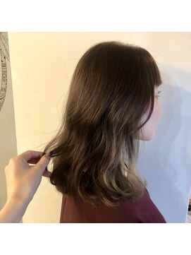 エルムトウキョウ(ELM Tokyo) コーラルピンク×ミルクティーベージュカラー