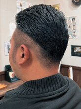 バーバー アミティ プール オム(BAR BER amity POUR HOMME)