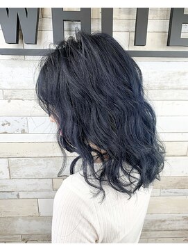 リベルテ 高崎(Liberte) ネイビーブルー×グラデーション