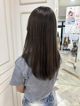 クロップ エス 湘南辻堂(crop es) cropes辻堂谷川 レイヤーカット×モノトーンアッシュ