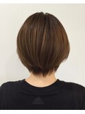 ショートボブ