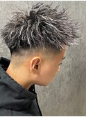 ホワイトメッシュツイストスパイラルツイストパーマフェード短髪