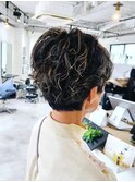 ショートレイヤー　ウェーブパーマ