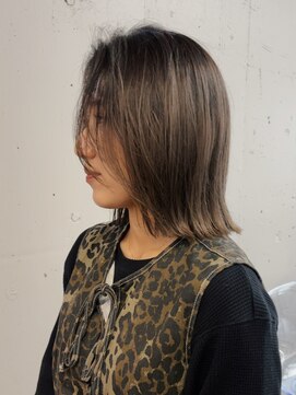 タロ(TALO) 【TALO】アゴ下ボブ