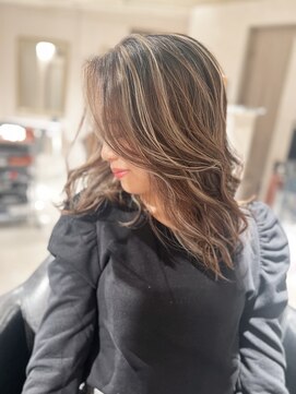 ジーレ(jiire) フェイスフレーミングハイライト