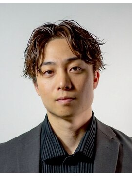 オールデイハローズ 草津店(ALL DAY HELLO'S) メンズこなれウェットなセンターパート♯28滋賀草津