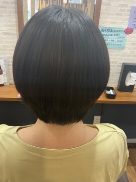 カミイロキレイ 丸みショートボブ