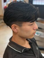 リット 天文館店(Lit.)&nbsp;フェザーパーマ フェード ビジネスヘア ニュアンスパーマ 20代