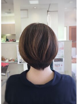 クール ヘアー ギャラリー 神明町店(COOL Hair gallery) 大人ハイトーンカラーショート