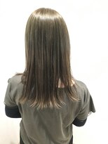 美容室ジャスミン&nbsp;【ヒロシ】プラチナアッシュベージュ　髪質によりブリーチ無し