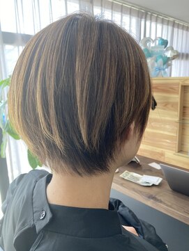 ラララ(LaLa.La) グレーカラー×大人ハイライトカラー