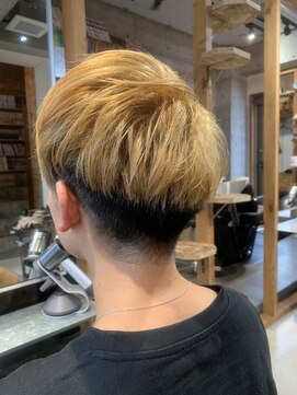 ワンダーヘアーグルーミング(WANDER Hair grooming) ブロンドショート【WANDER 三軒茶屋】